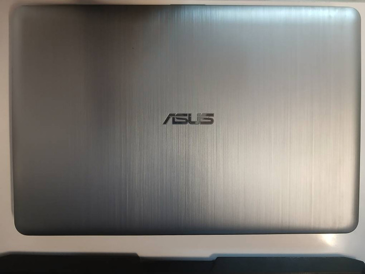 لپ تاپ ایسوس X540L پردازنده Core i3 5005U 2 GHz رم 4 گیگابایت SSD 512 گیگابایت سایز ۱۵.۶ اینچ / کارکرده